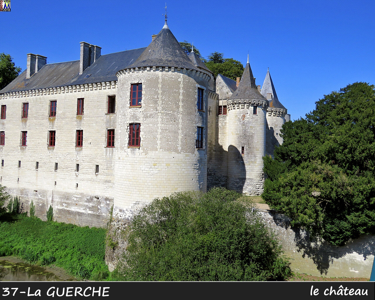 37GUERCHE_chateau_1012.jpg
