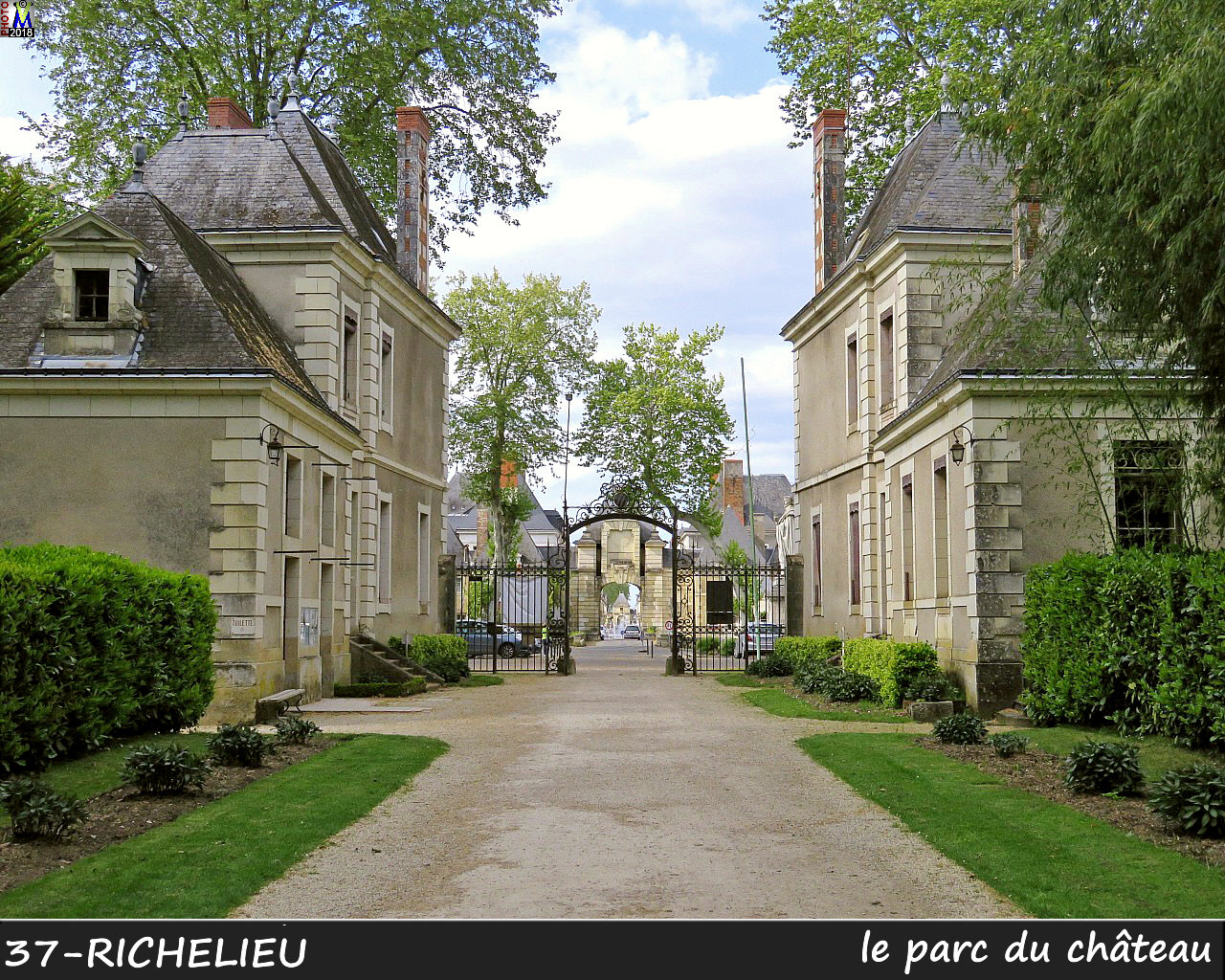 37RICHELIEU_chateau_1002.jpg