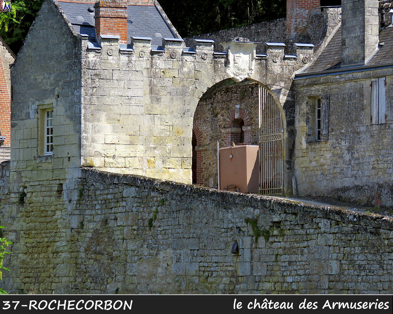 37ROCHECORBON_chateau_102.jpg