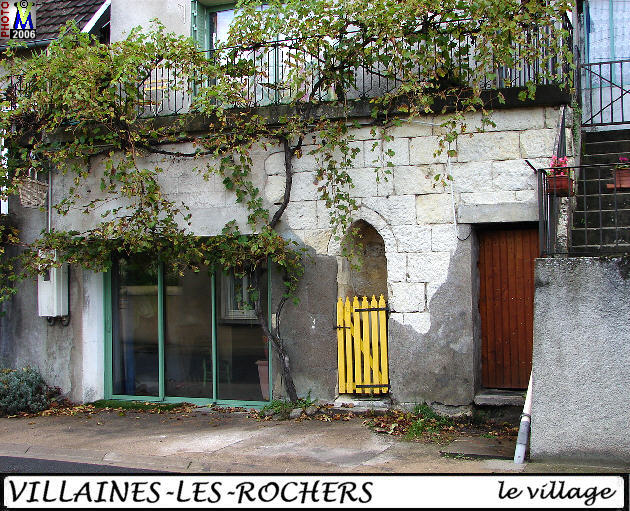 37VILLAINES-LES-ROCHERS village 114.jpg