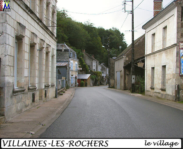 37VILLAINES-LES-ROCHERS village 124.jpg