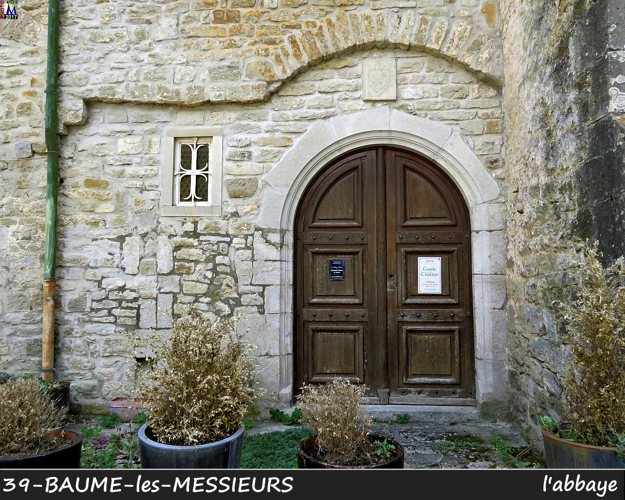 39BAUME-LES-MESSIEURS_abbaye_108.jpg