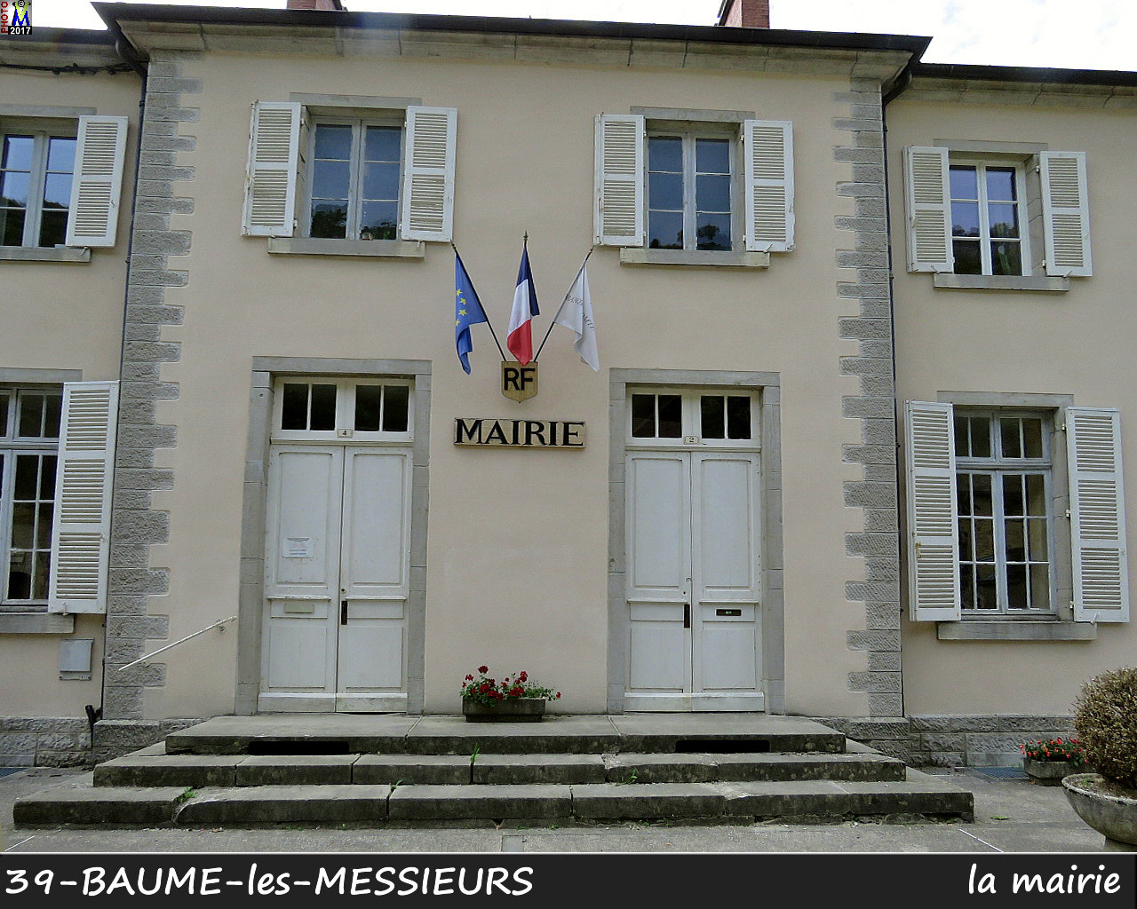 39BAUME-LES-MESSIEURS_mairie_102.jpg