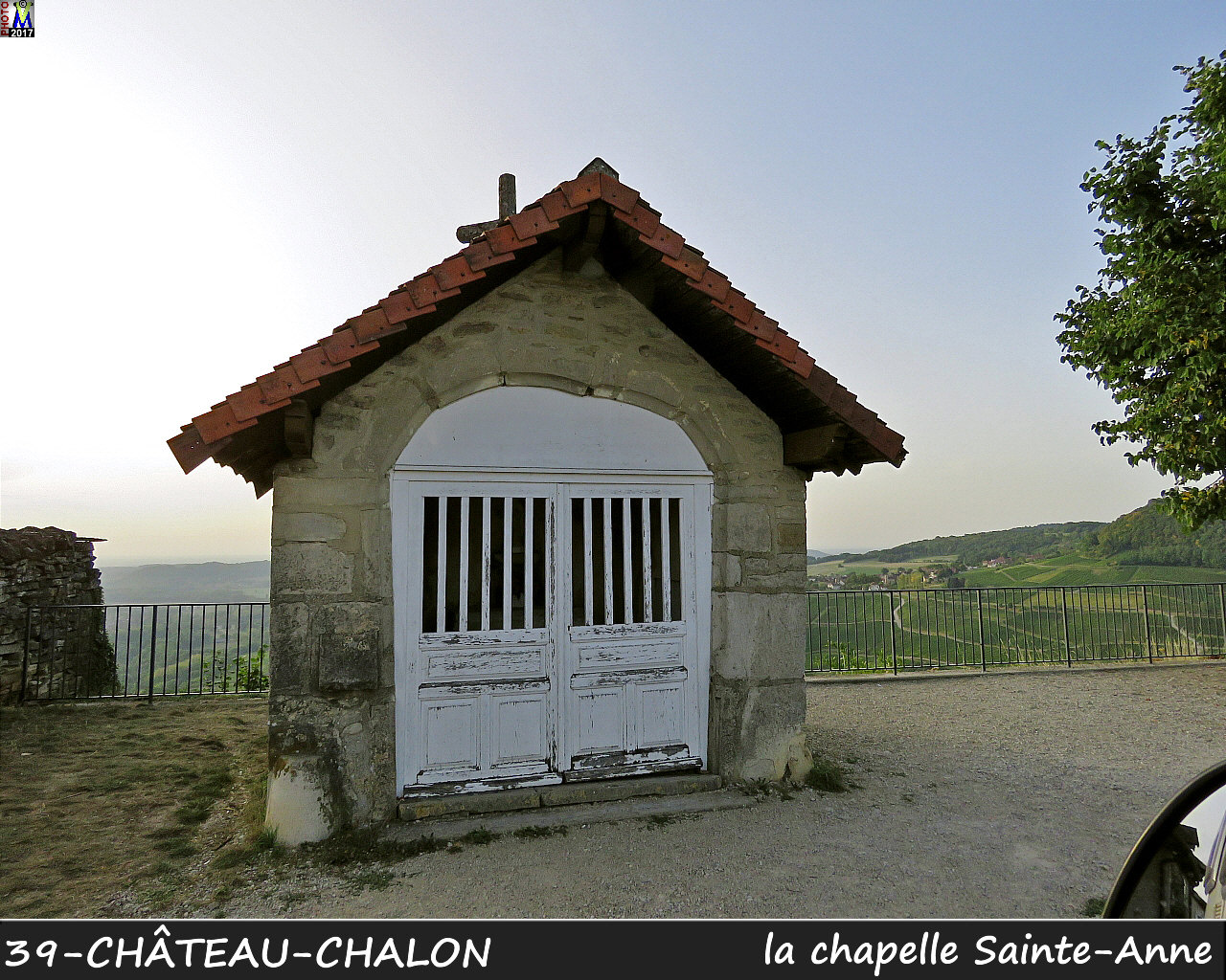 39CHATEAU-CHALON_chapelle_110pg.jpg