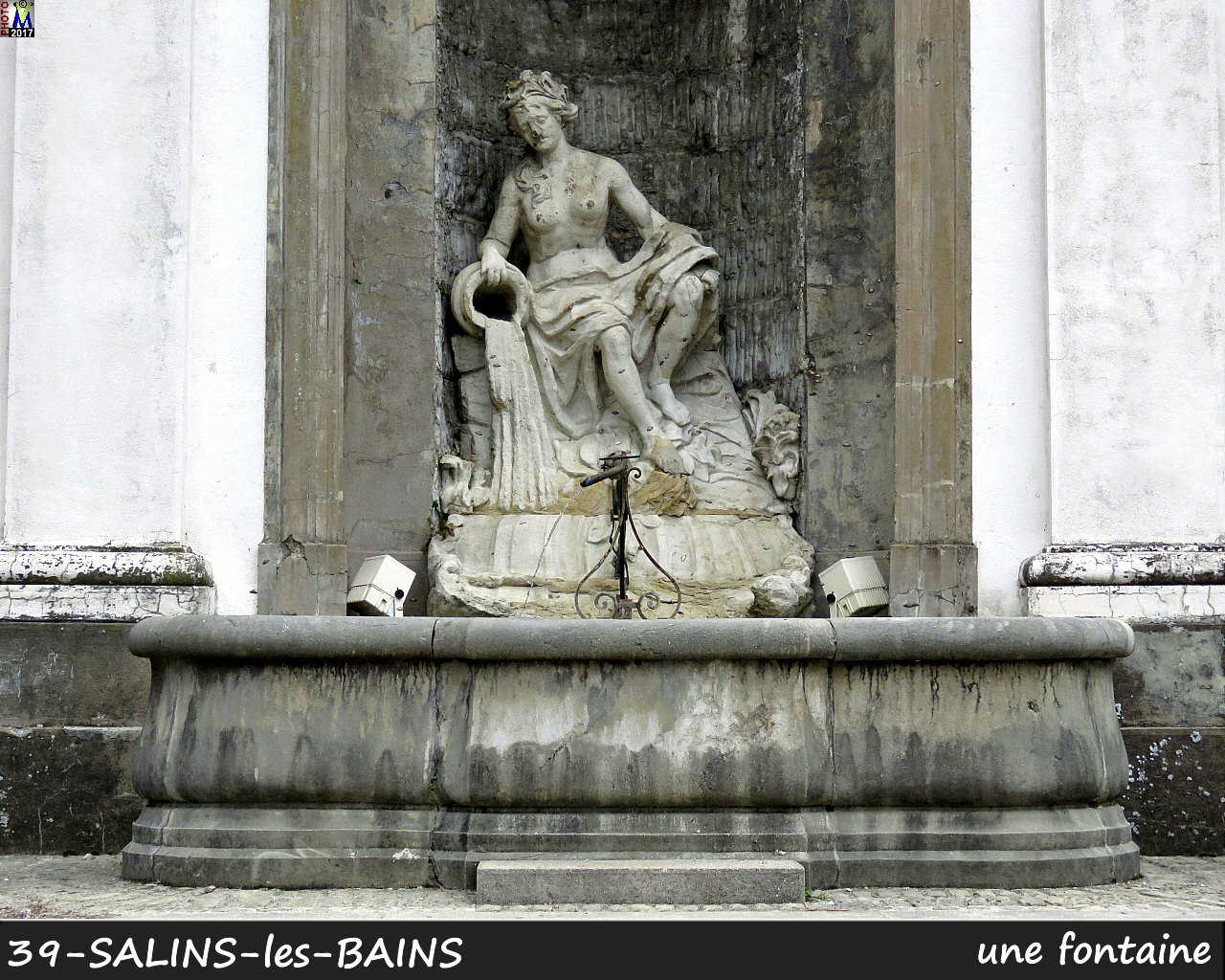 39SALINS-LES-BAINS_fontaine_112.jpg