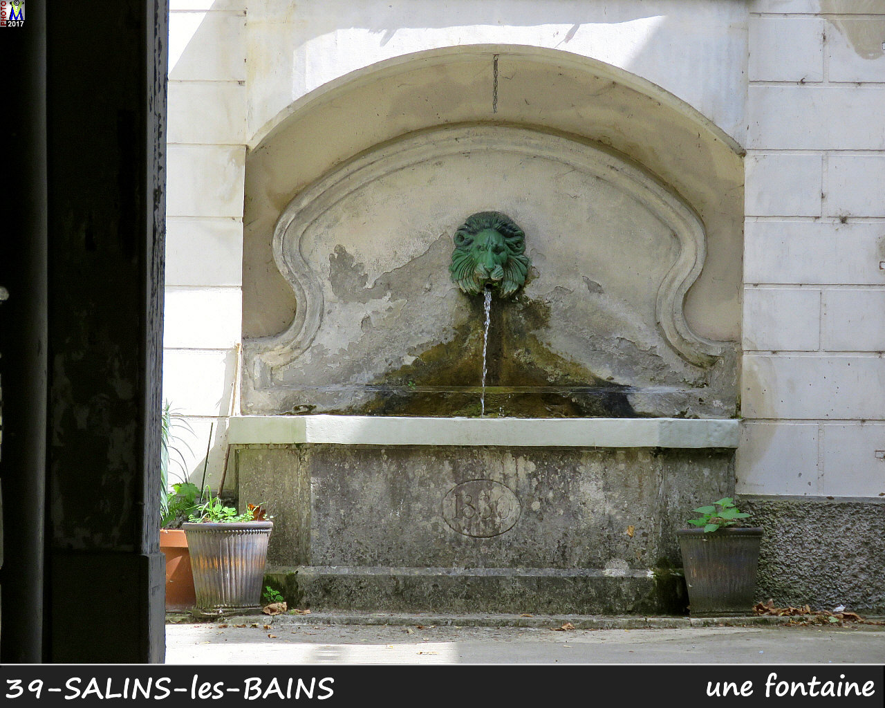 39SALINS-LES-BAINS_fontaine_180.jpg
