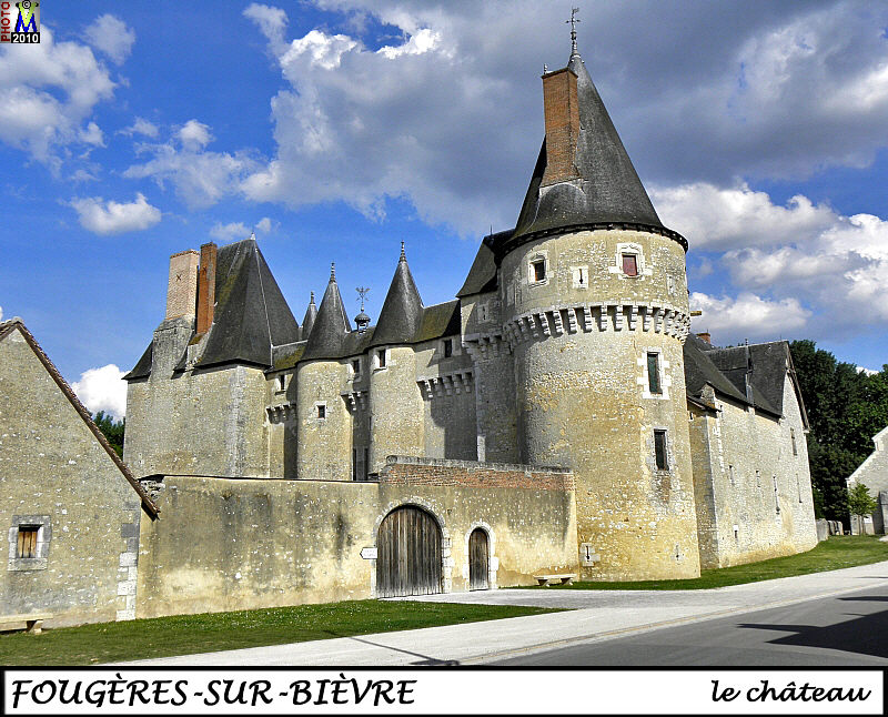 41FOUGERES-BIEVRE_chateau_100.jpg