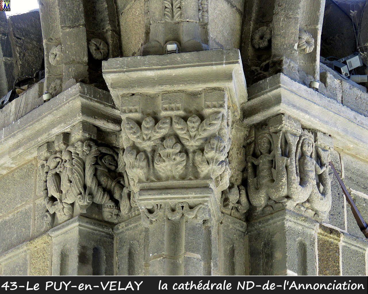 43PUY-EN-VELAY_cathedrale_148.jpg