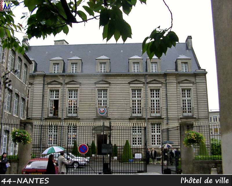 44NANTES_mairie_100.jpg
