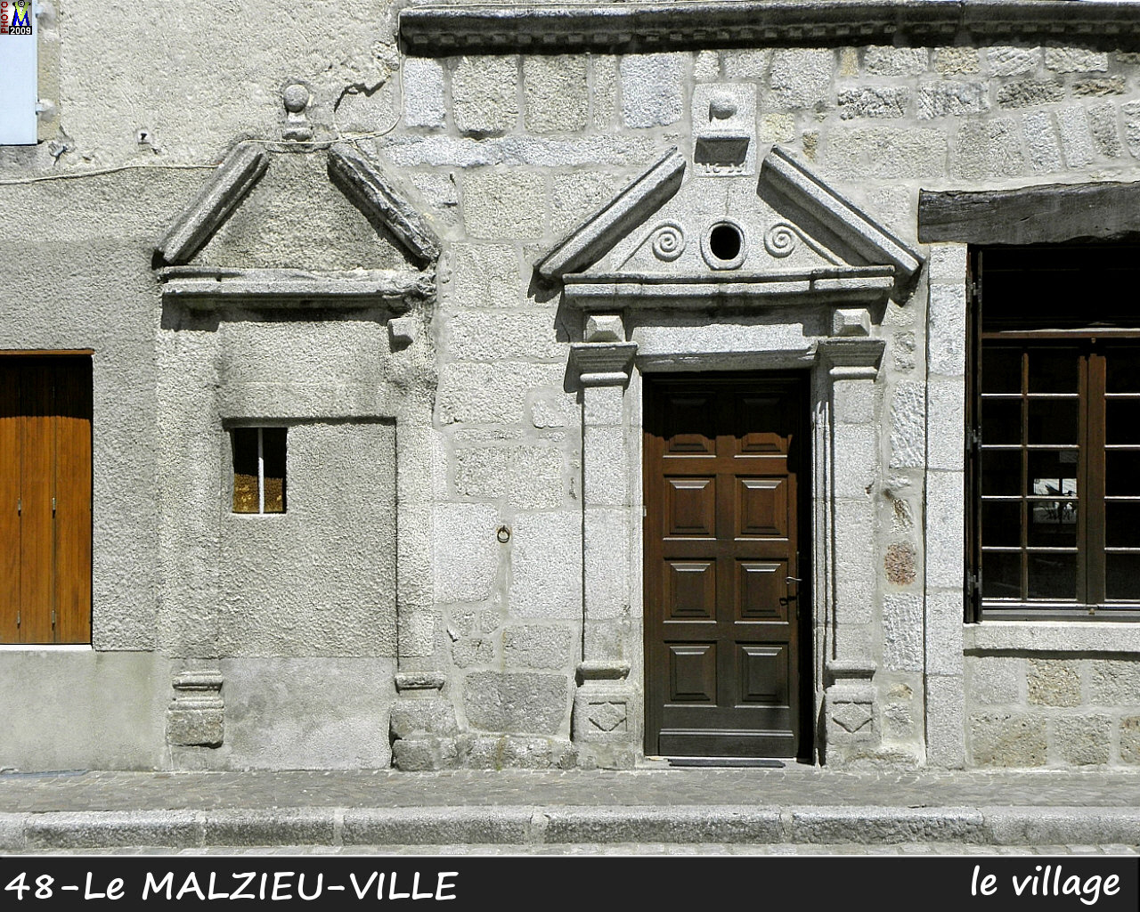 48MALZIEU-VILLE_village_200.jpg