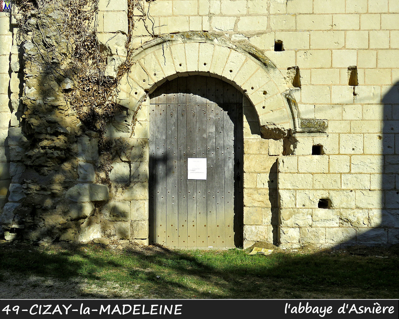 49CIZAY-MADELEINE_abbaye_1020.jpg