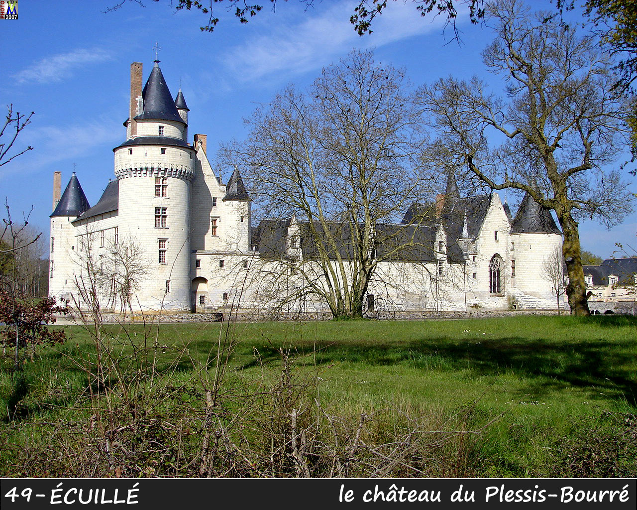 49ECUILLE_chateau_102.jpg