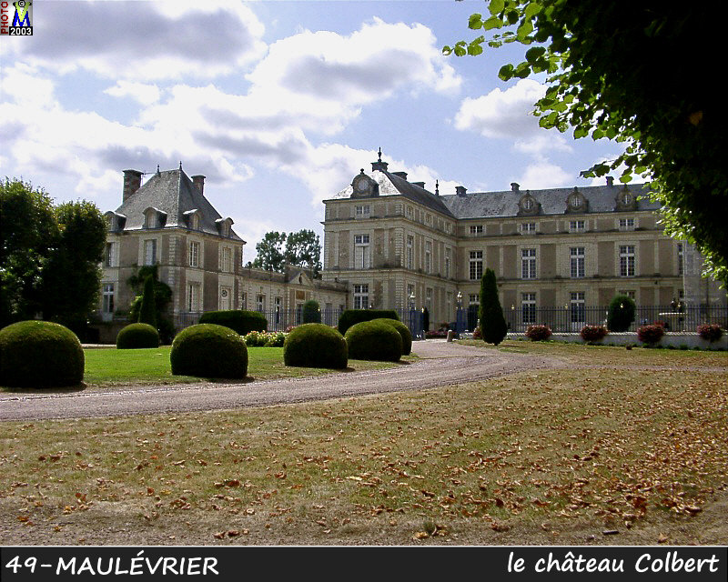 49MAULEVRIER_chateau_102.jpg