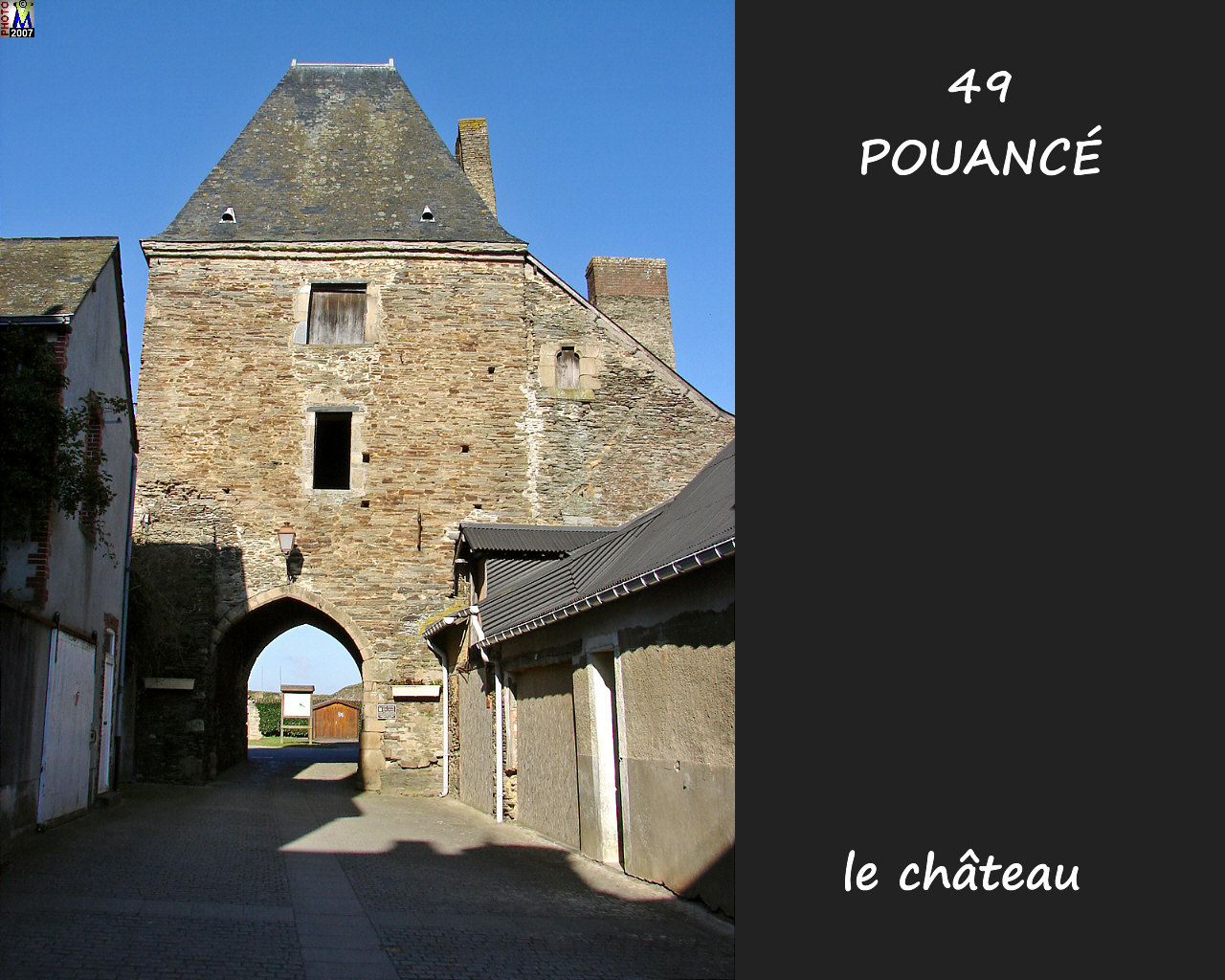 49POUANCE_chateau_120.jpg