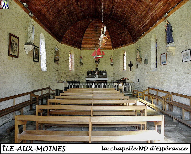56ILE-AUX-MOINES_chapelle_200.jpg