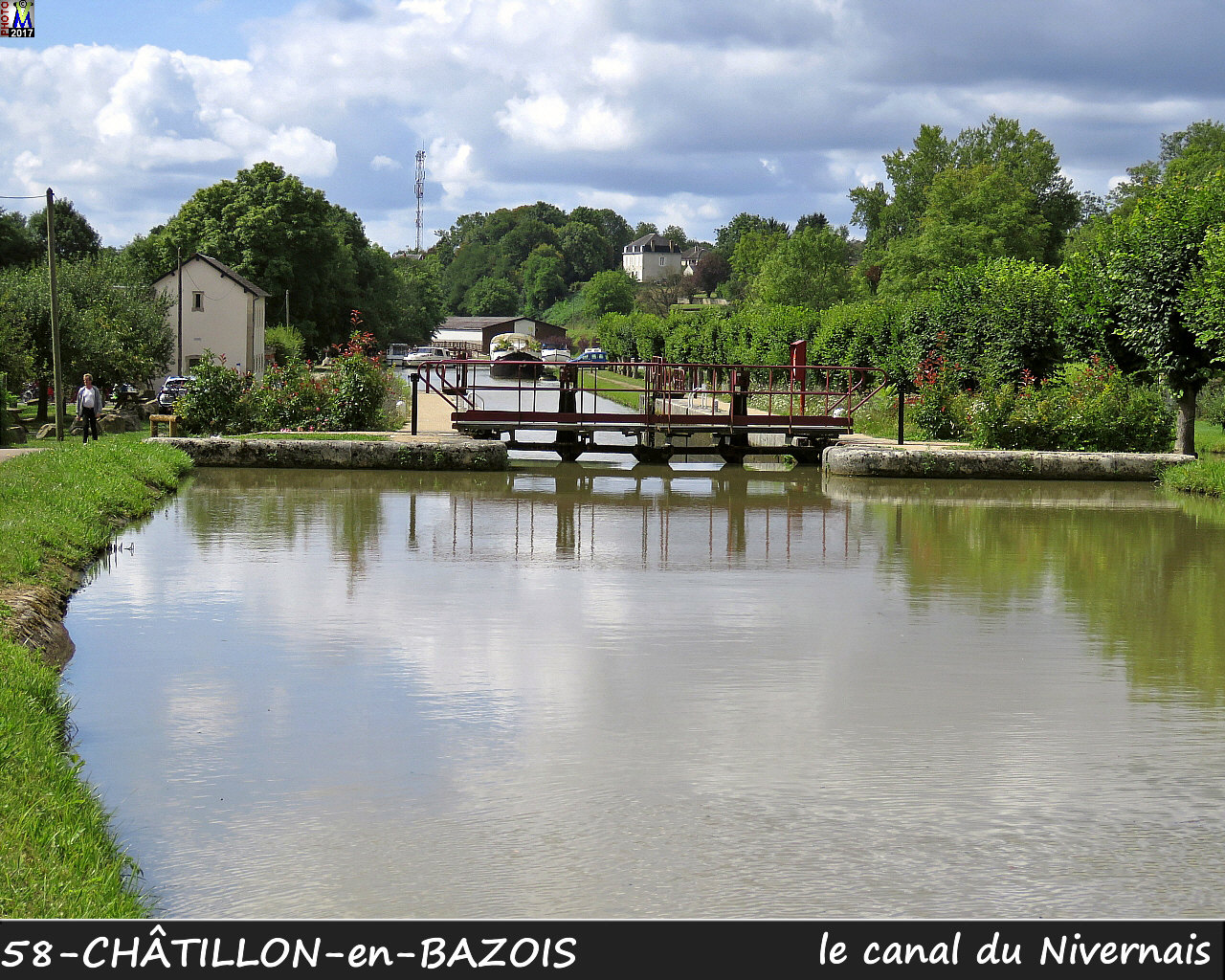 58CHATILLON-EN-BAZOIS_canal_122.jpg