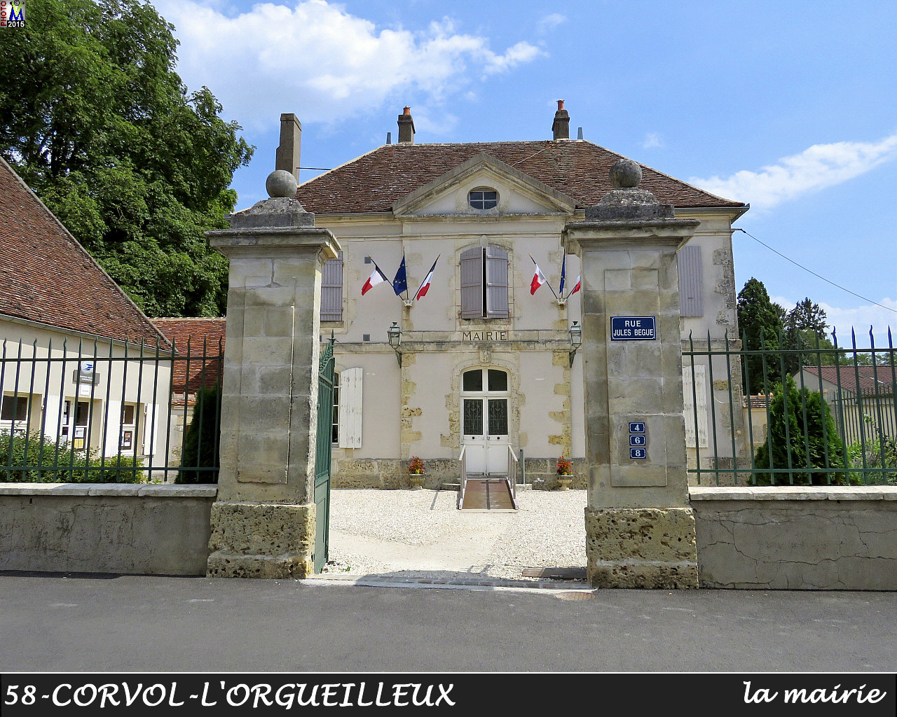 58CORVOL-ORGUEILLEUX_mairie_100.jpg