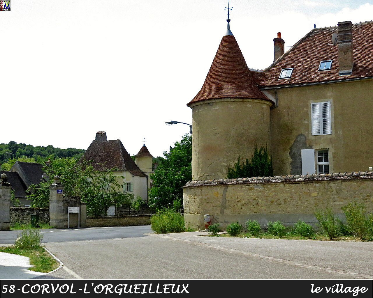 58CORVOL-ORGUEILLEUX_village_102.jpg