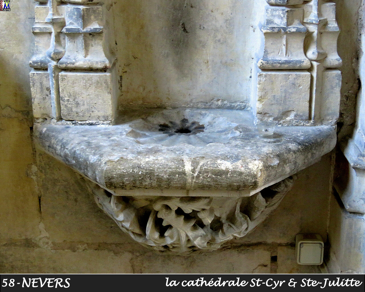 58NEVERS-cathedrale_240.jpg