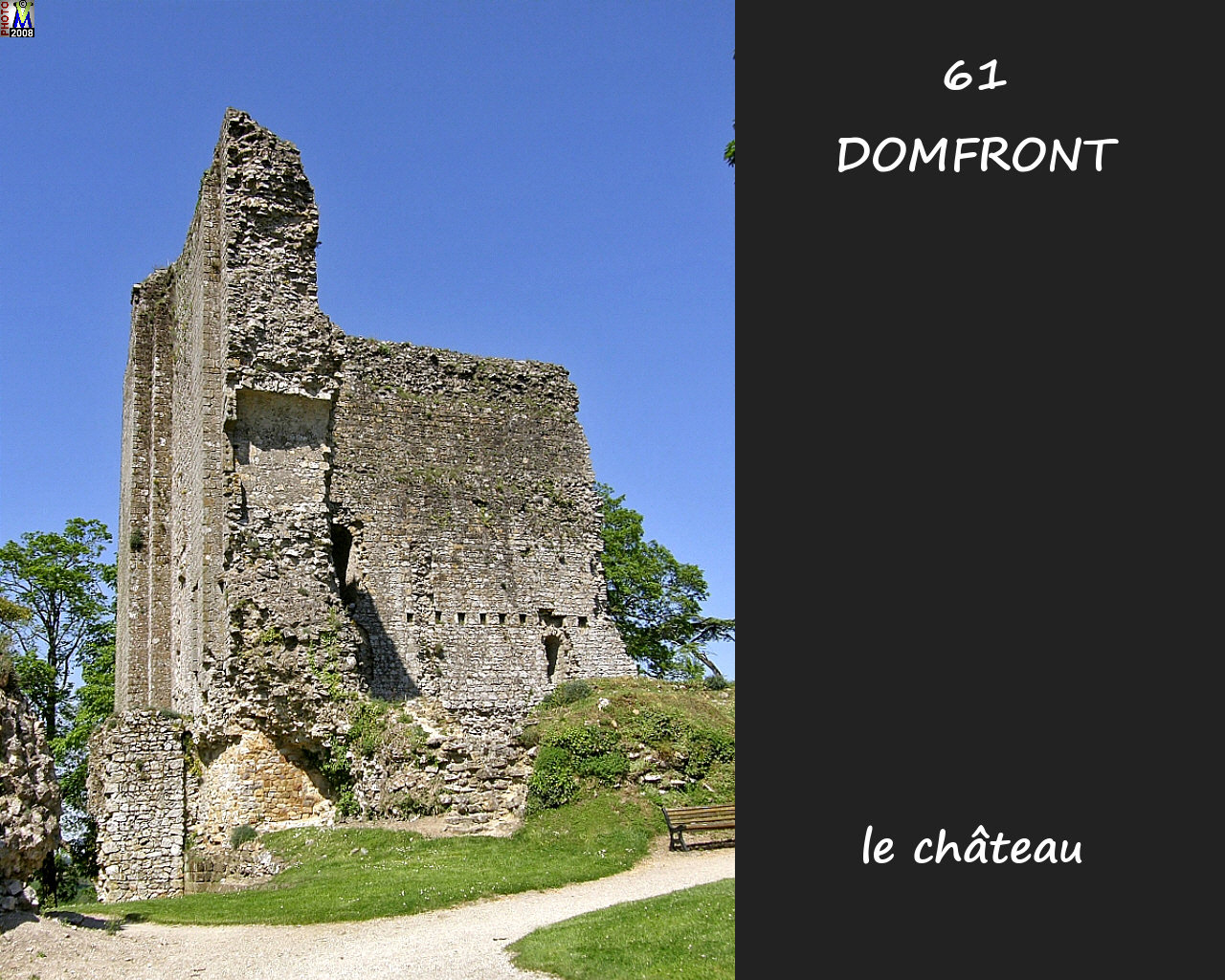 61DOMFRONT_chateau_120.jpg