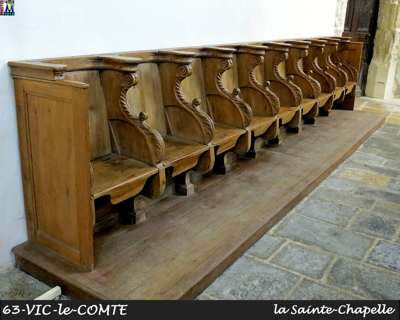 63VIC-COMTE_chapelle_234.jpg