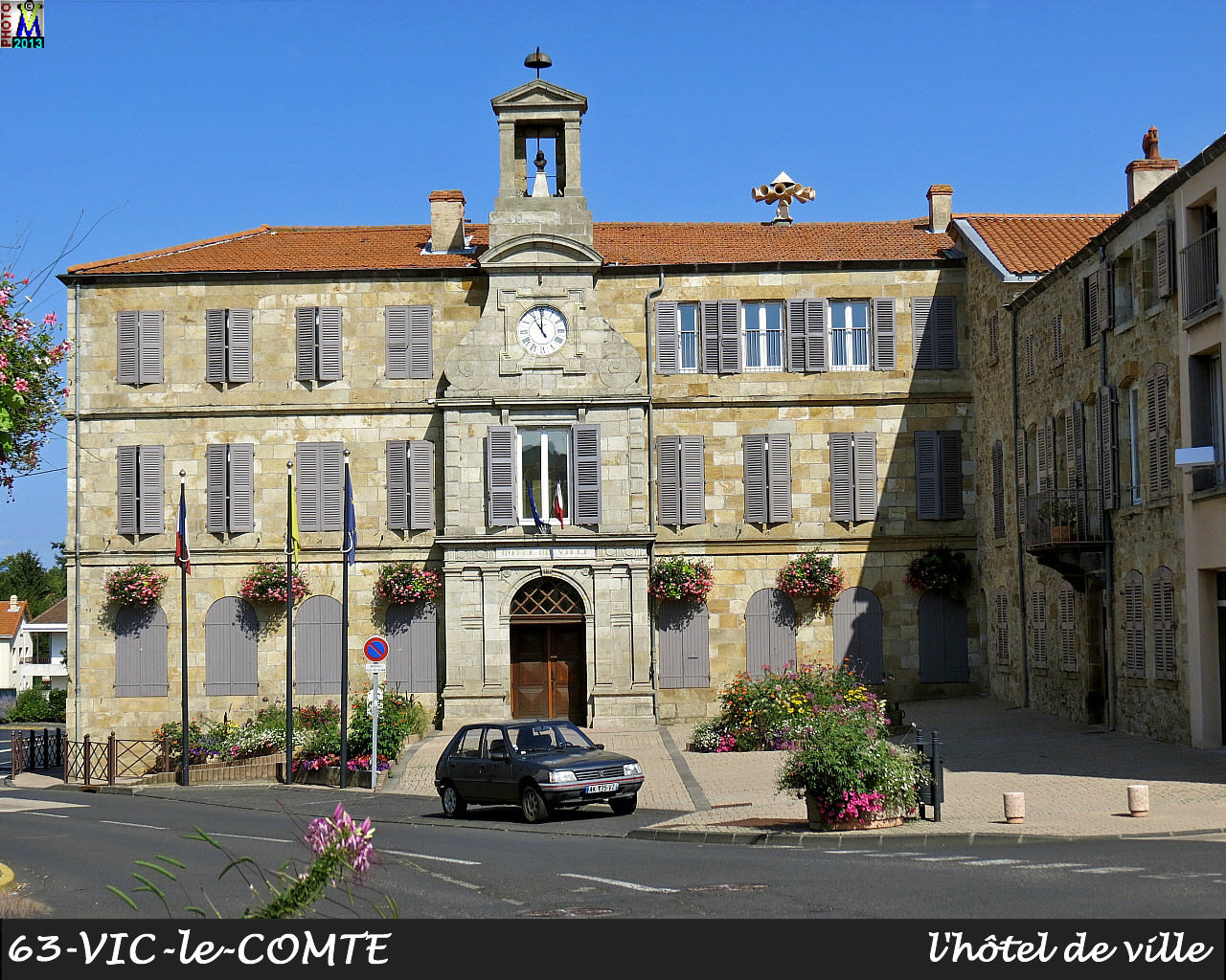 63VIC-COMTE_mairie_100.jpg