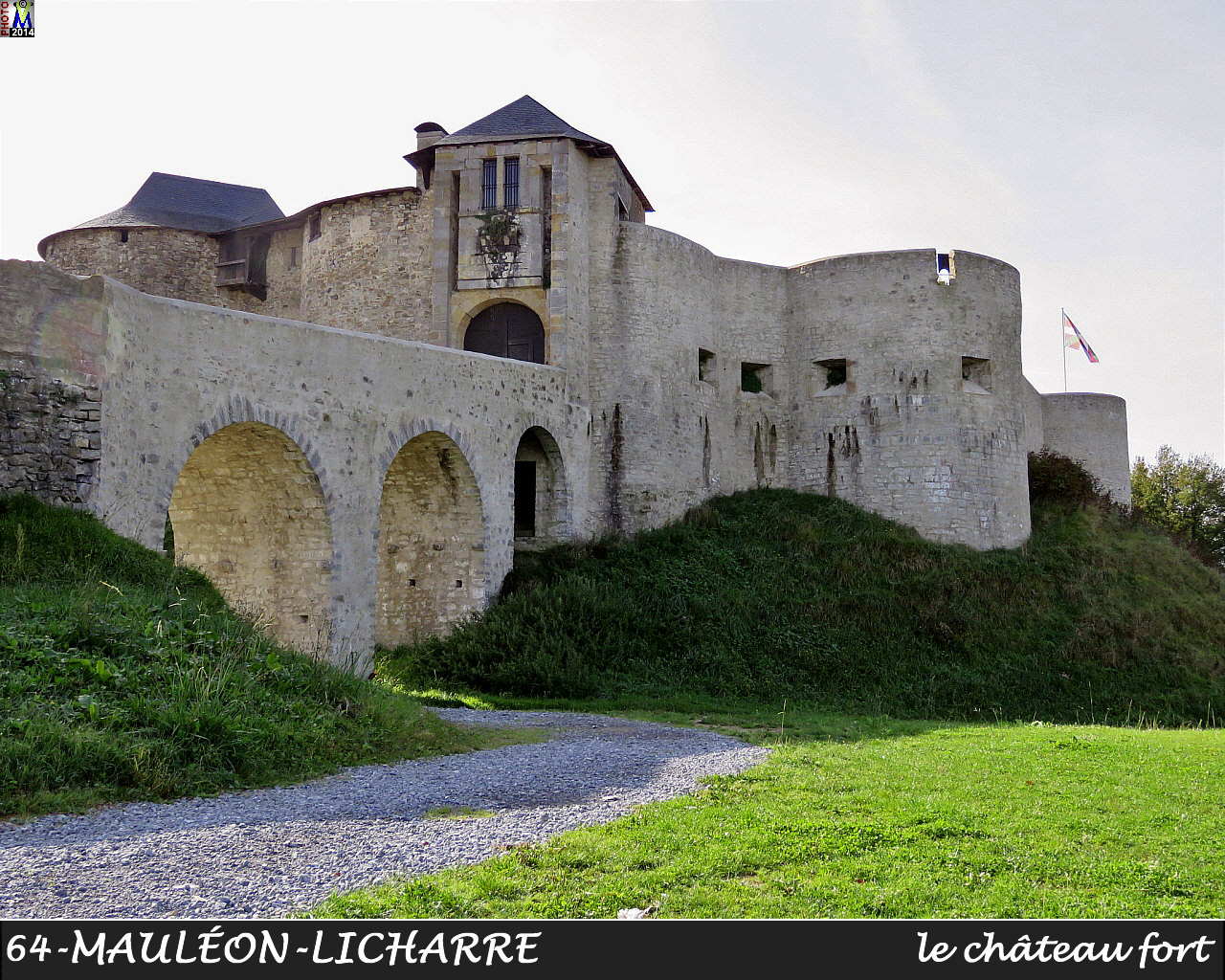 64MAULEON-LICHARRE_chateauFort_100.jpg