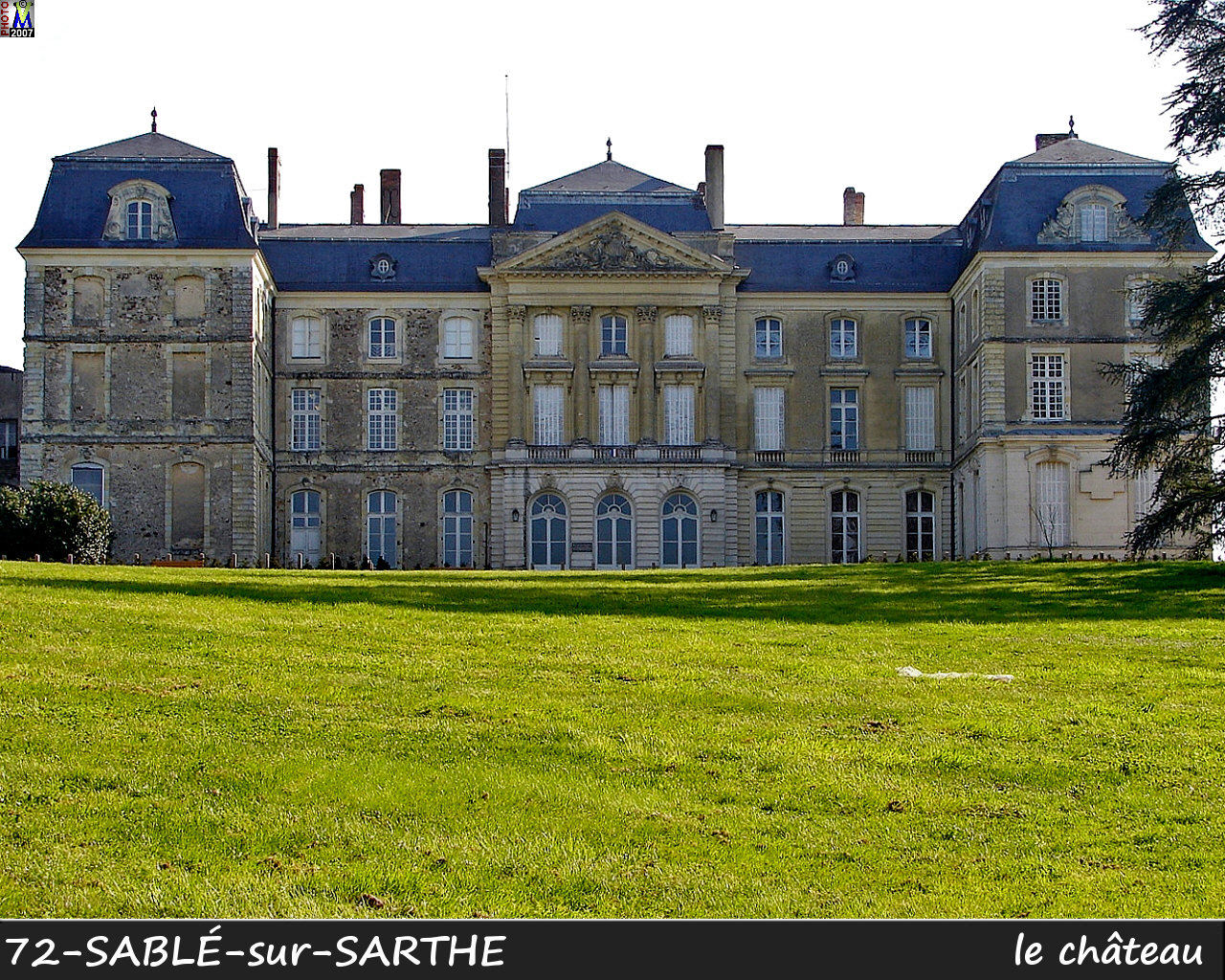 72SABLE-SARTHE_chateau_214.jpg