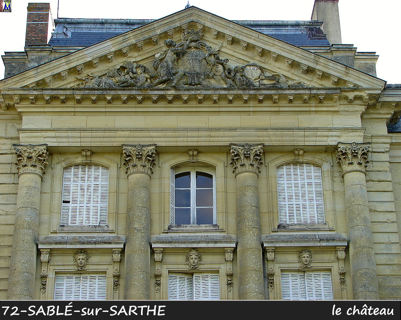 72SABLE-SARTHE_chateau_222.jpg