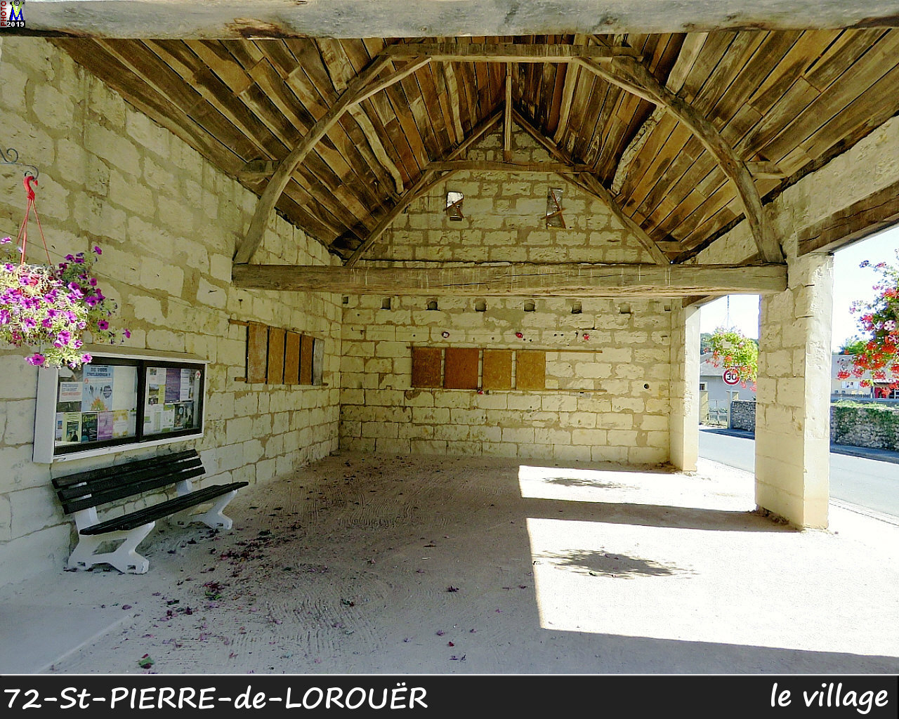 72StPIERRE-LOROUER_village_102.jpg