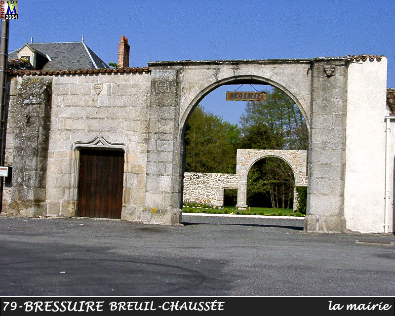 79BRESSUIRE-BREUIL-CHAUSSEE_mairie_100.jpg