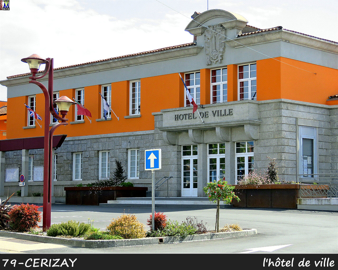 79CERIZAY_mairie_1000.jpg