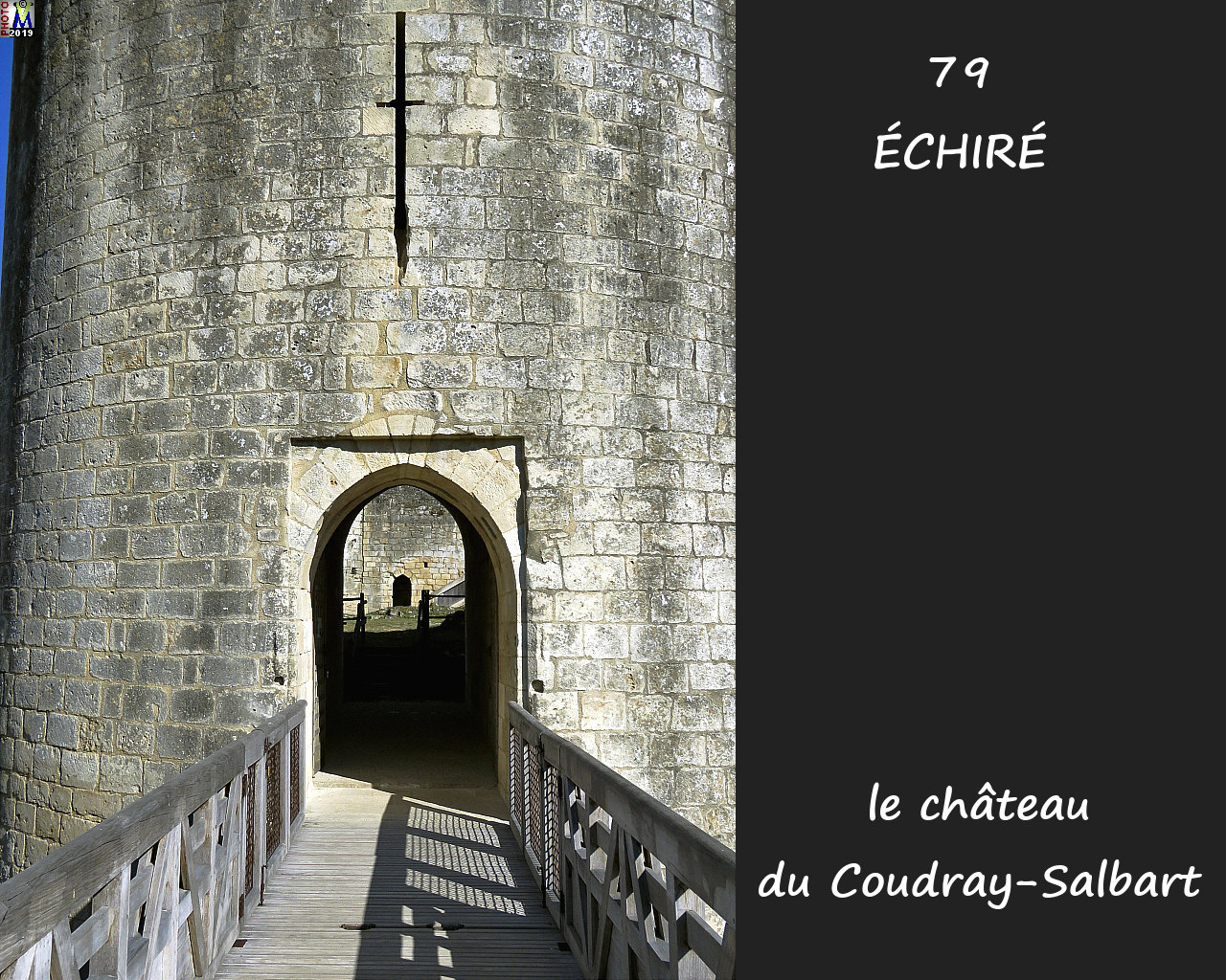 79ECHIRE_chateau_1068.jpg