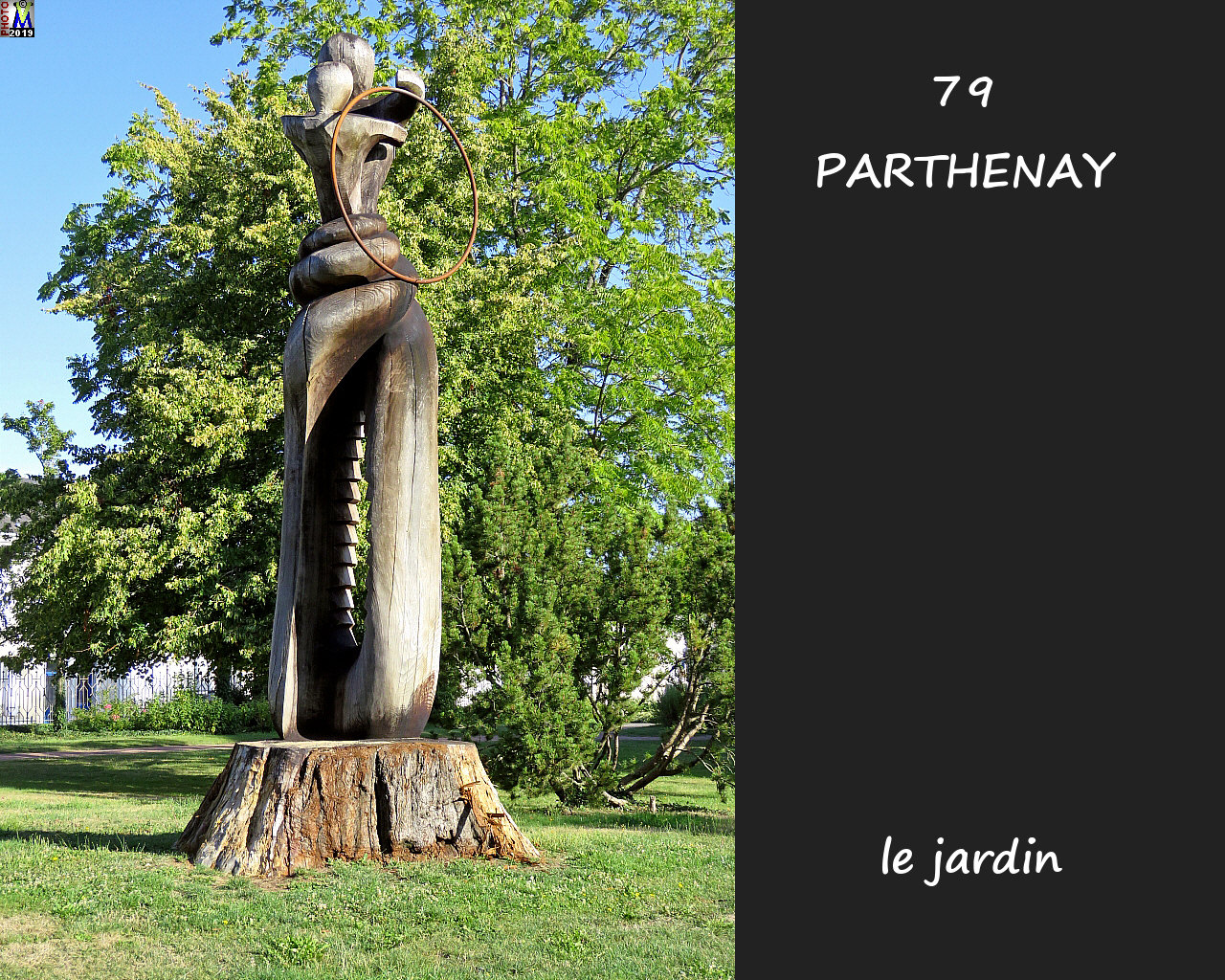 79PARTHENAY_jardin_1010.jpg