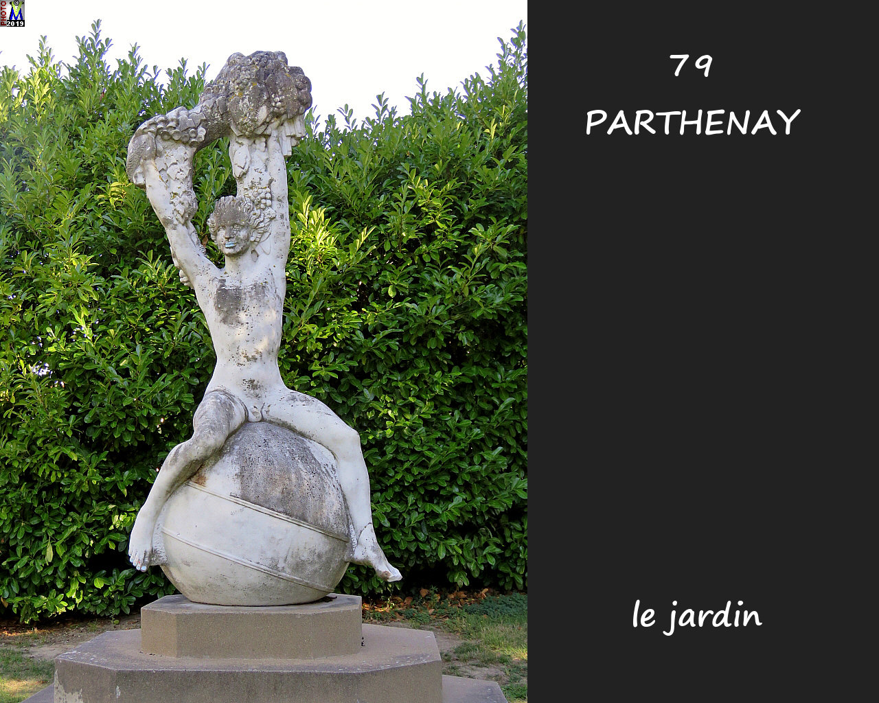 79PARTHENAY_jardin_1012.jpg