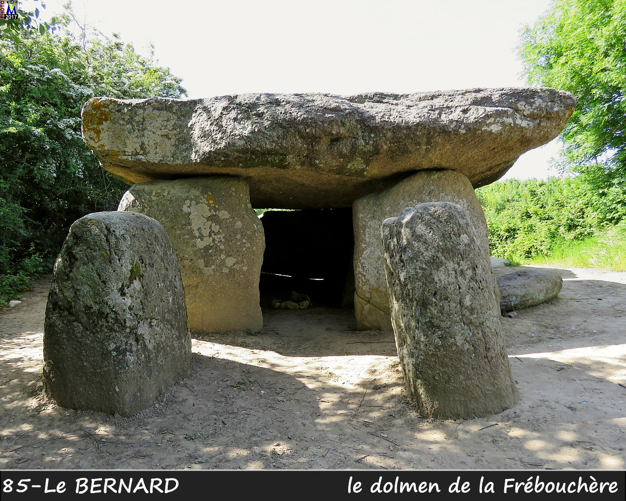85BERNARD_dolmen_1004.jpg
