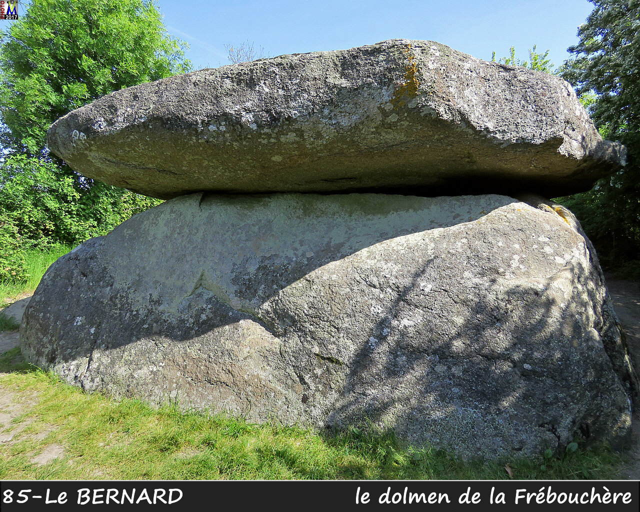 85BERNARD_dolmen_1010.jpg