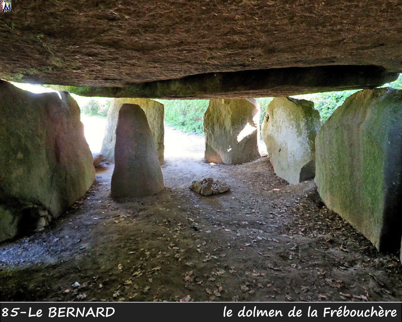 85BERNARD_dolmen_1016.jpg