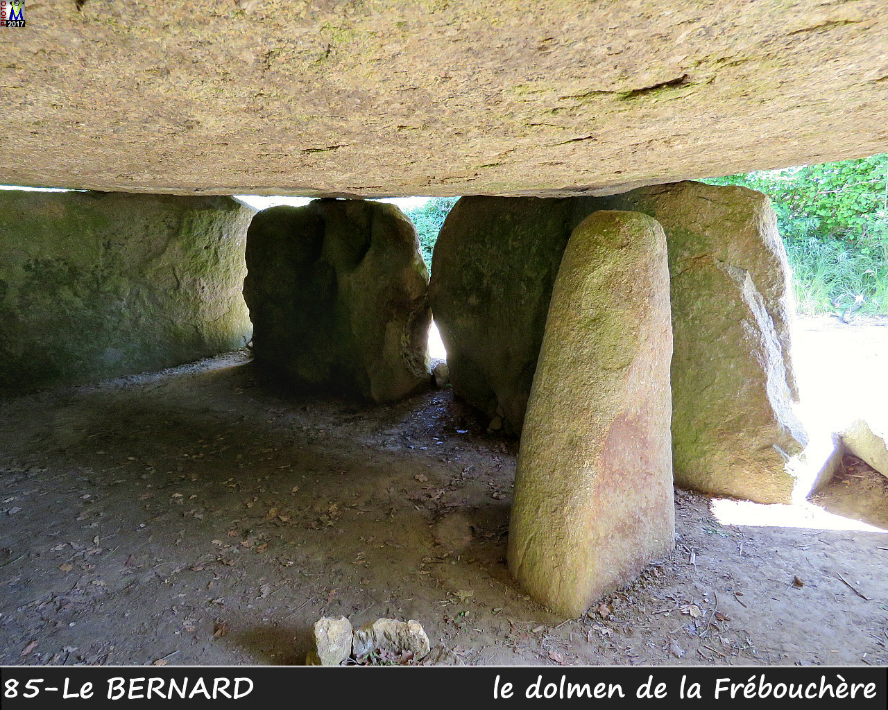 85BERNARD_dolmen_1022.jpg