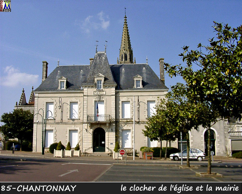 85CHANTONNAY_mairie_102.jpg