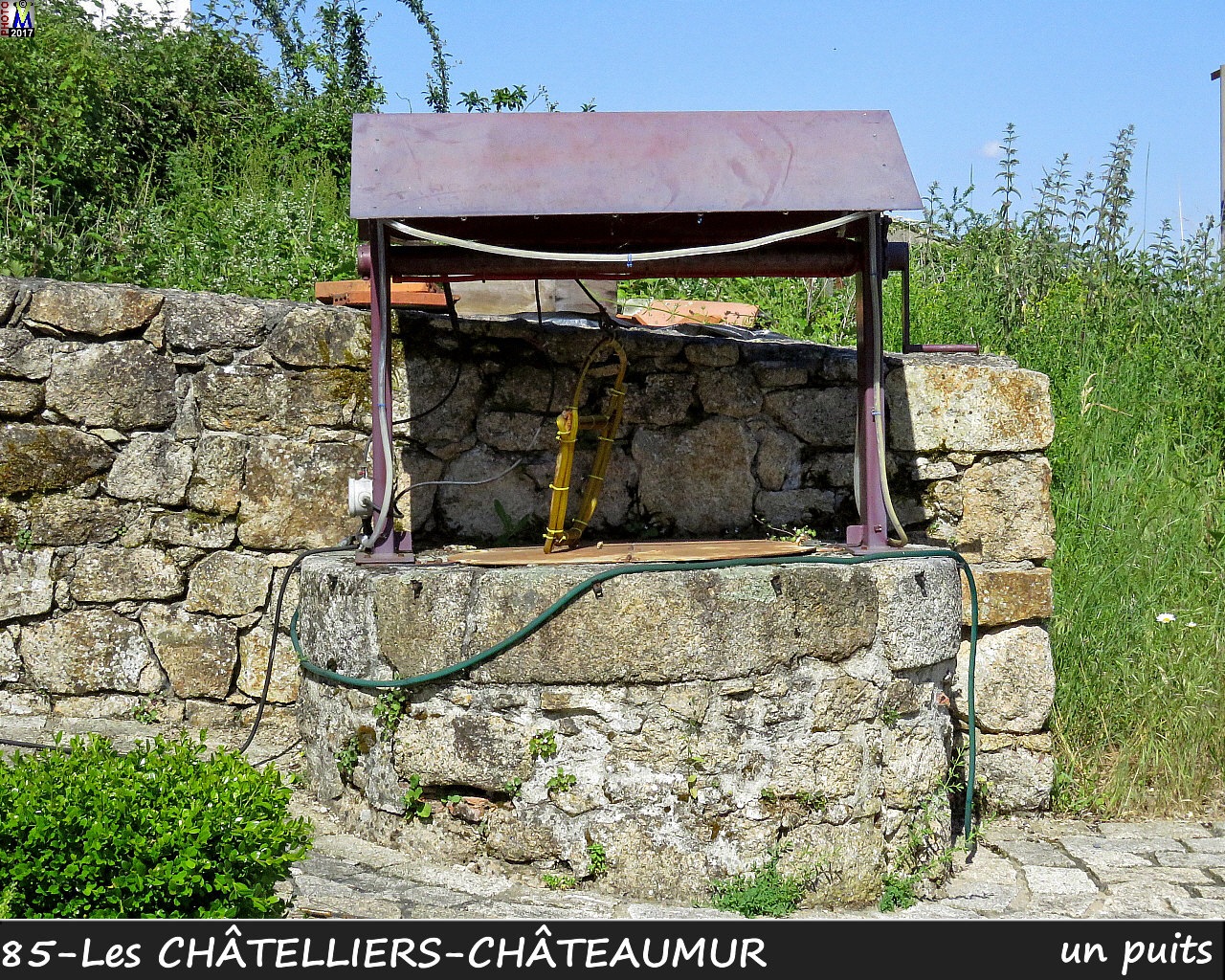 85CHATELLIERS-CHATEAUMUR_puits_1000.jpg