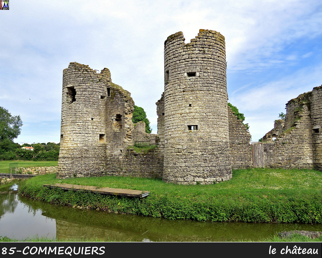 85COMMEQUIERS_chateau_1006.jpg