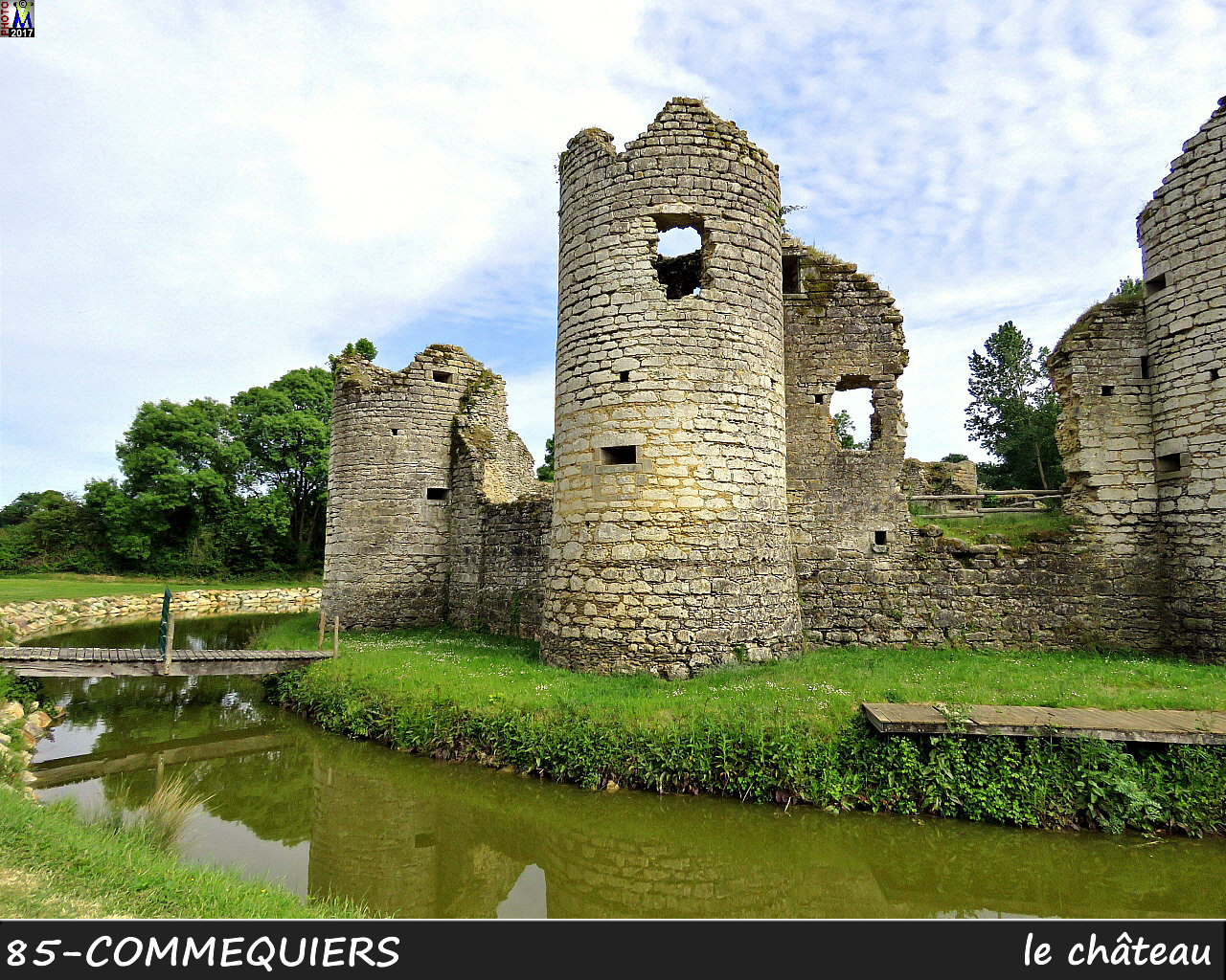 85COMMEQUIERS_chateau_1008.jpg
