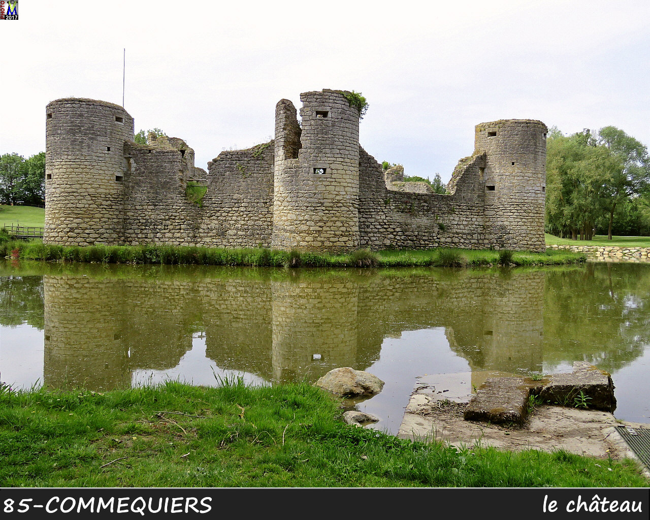 85COMMEQUIERS_chateau_1016.jpg