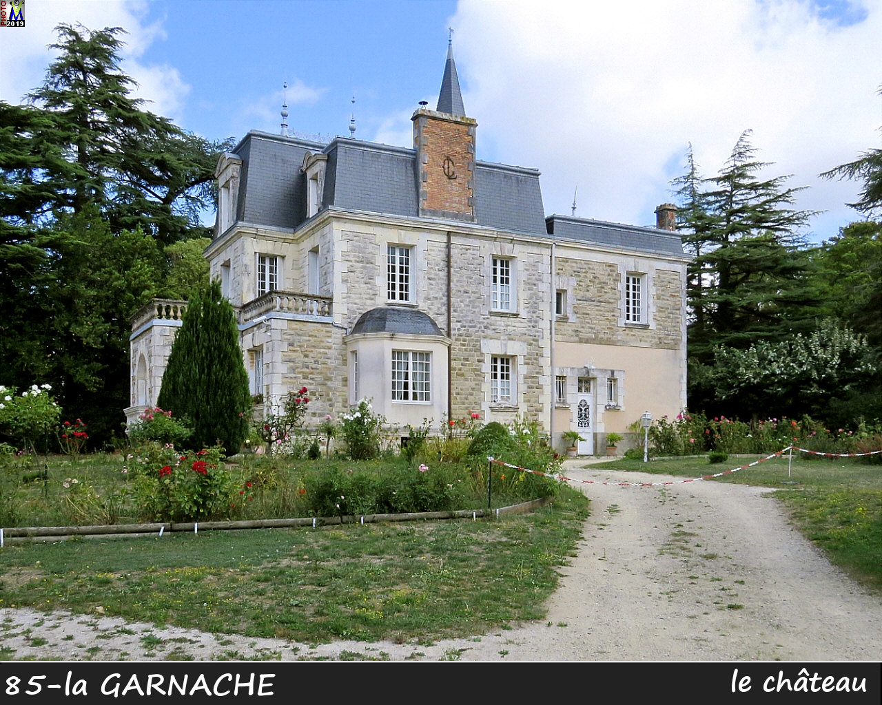 85GARNACHE_chateau_1300.jpg