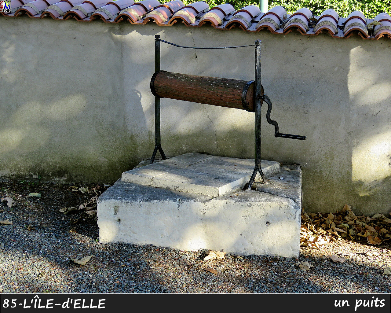 85ILE-ELLE_puits_1000.jpg