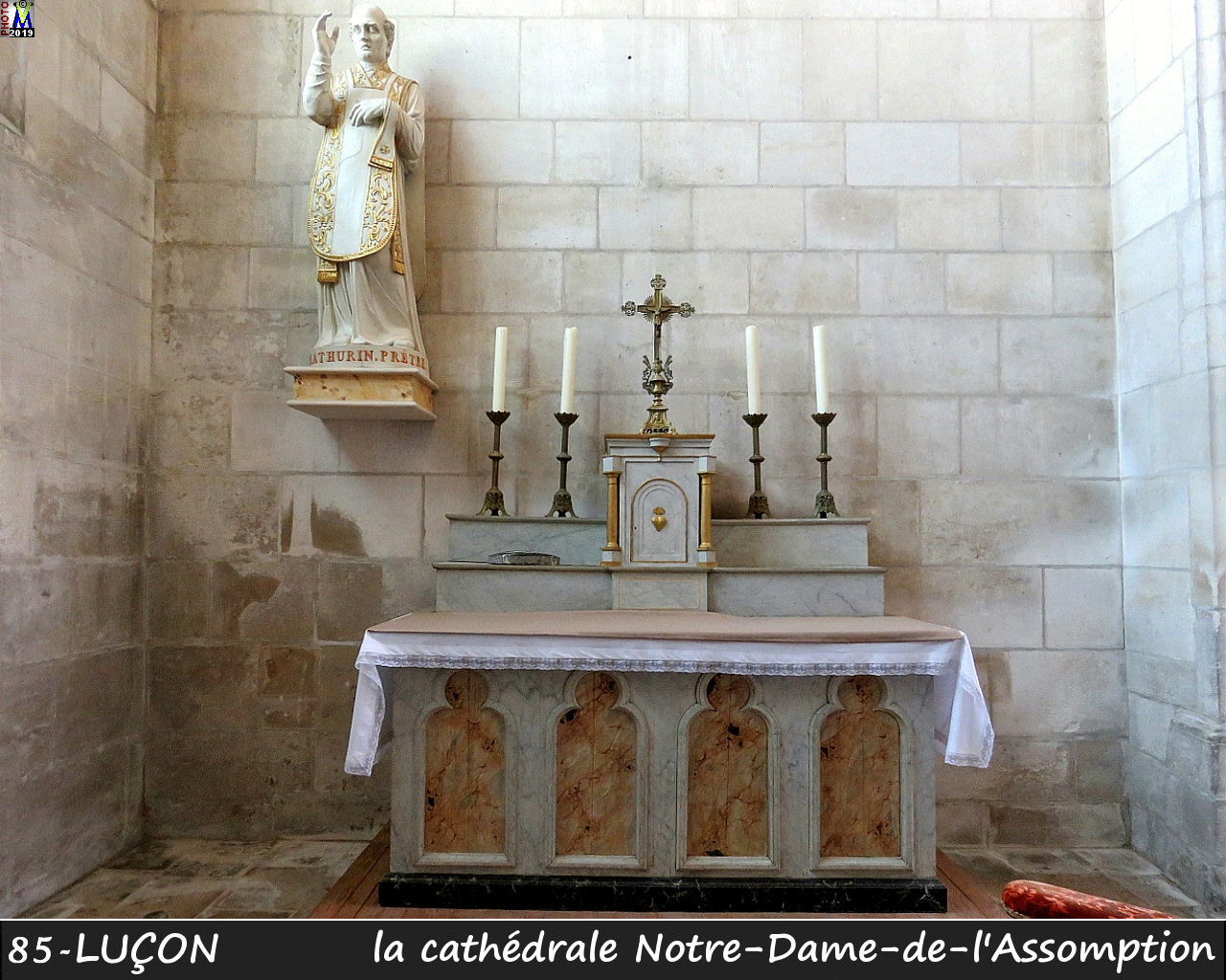 85LUCON_cathedrale_272.jpg