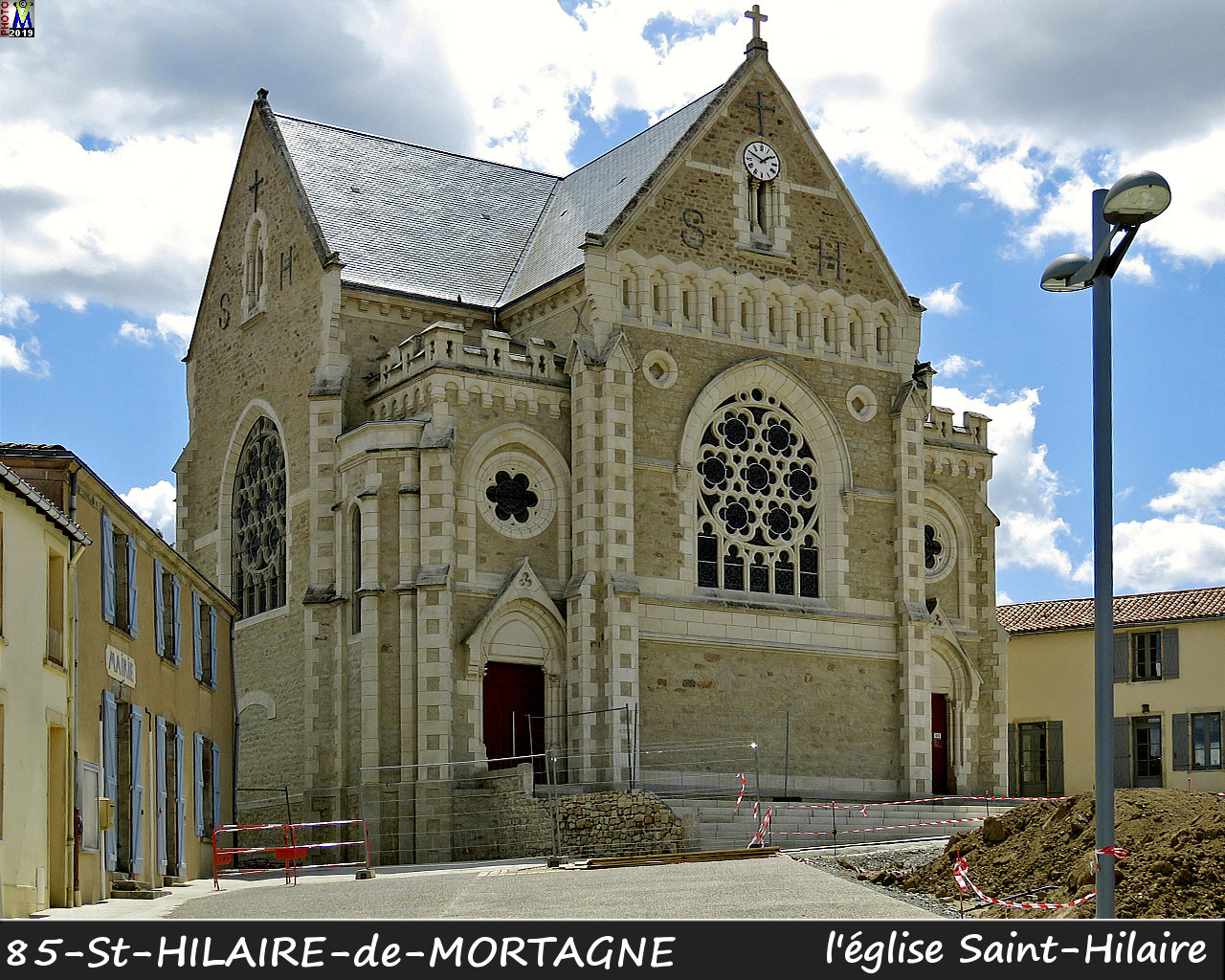 85MORTAGNE-St-Hilaire_eglise_104.jpg