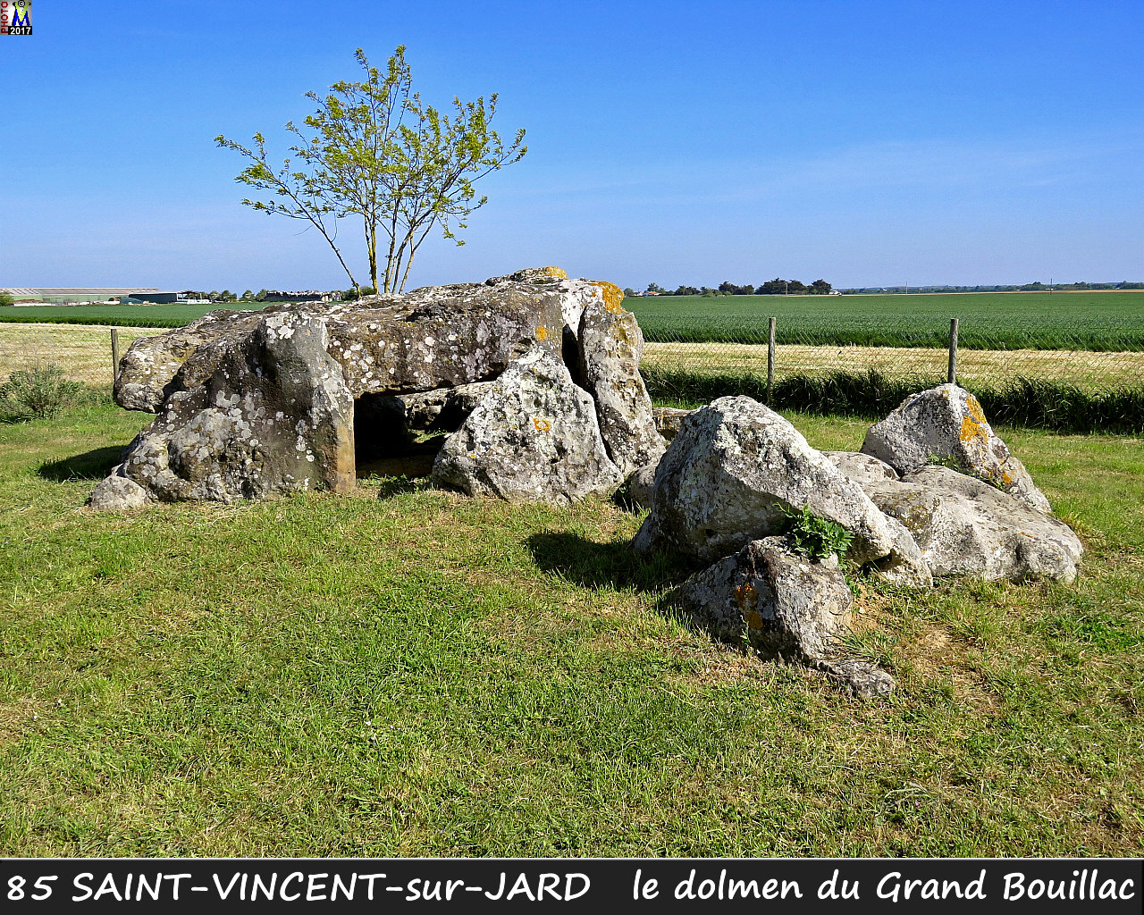 85StVINCENT-JARD_dolmen_1000.jpg