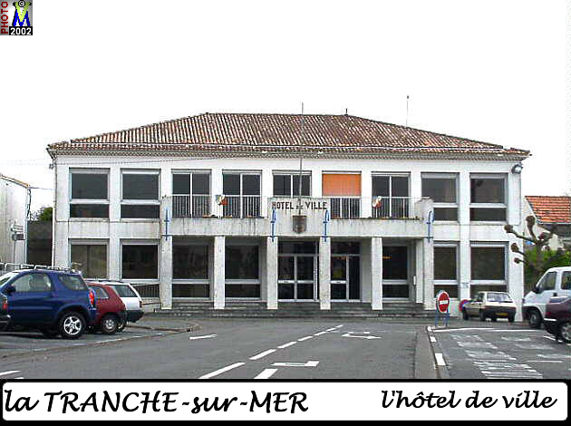 85TRANCHE-MER_mairie_100.jpg